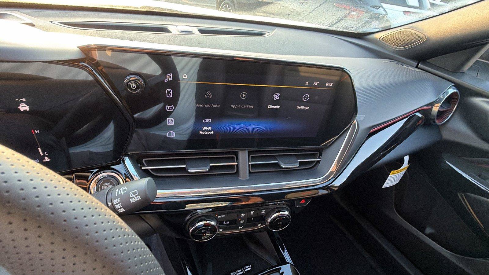 New 2026 Chevrolet Trax RS w/ Sunroof Package FWD image 5