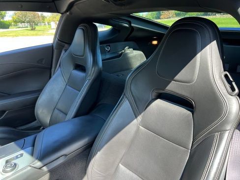 Used 2017 Chevrolet Corvette Stingray Coupe w/ Battery Protection Package RWD image 29