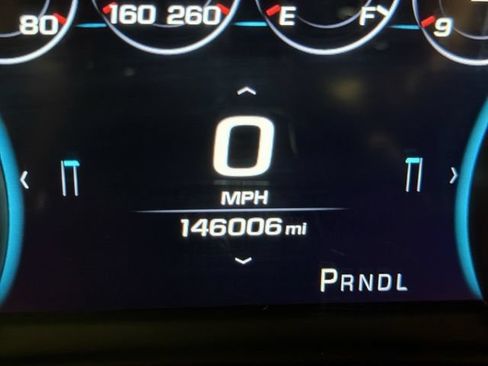 Used 2019 Chevrolet Suburban Premier w/ Premier Plus Edition AWD/4WD image 30