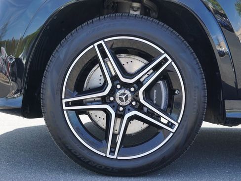 Certified 2025 Mercedes-Benz GLS 450 4MATIC image 10