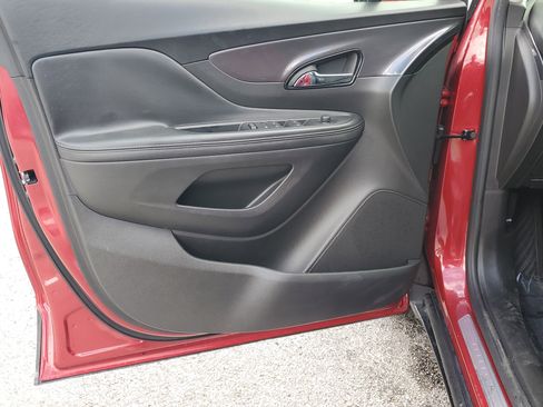 Used 2019 Buick Encore Preferred w/ Safety Package image 18