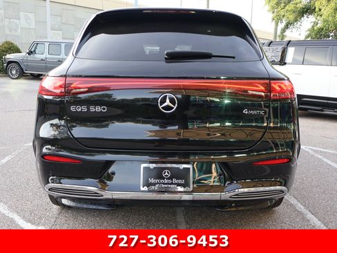 Certified 2023 Mercedes-Benz EQS 580 4MATIC SUV w/ Exclusive Trim Package image 8