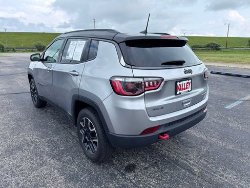 Used 2021 Jeep Compass Trailhawk AWD/4WD image 9