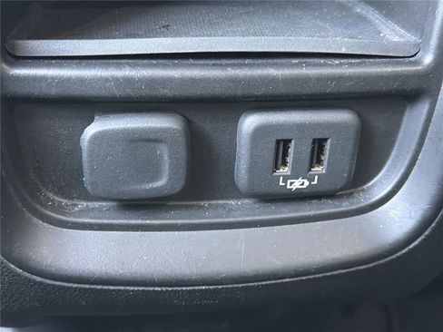 Used 2019 Buick Envision Preferred FWD image 22