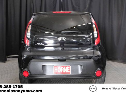 Used 2015 Kia Soul FWD image 14
