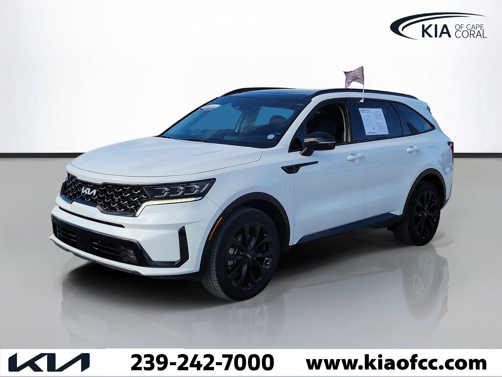 Certified 2023 Kia Sorento SX FWD image 3