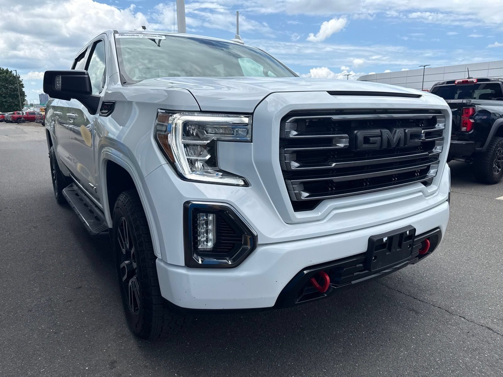 Used 2021 GMC Sierra 1500 AT4 AWD/4WD image 4