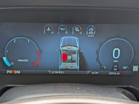 Used 2024 Ford F350 Platinum w/ FX4 Off-Road Package image 25