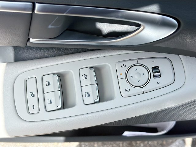 New 2026 Hyundai Sonata Blue FWD image 17
