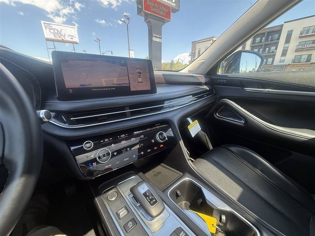 Used 2023 INFINITI QX60 Sensory w/ Cargo Package AWD/4WD image 46
