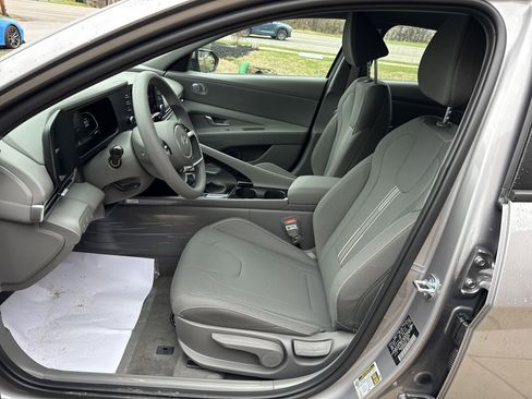 New 2026 Hyundai Elantra Blue image 12