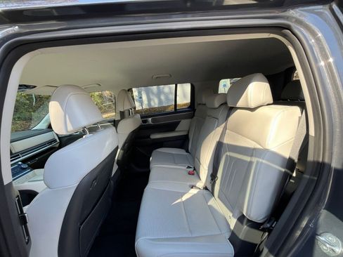 Used 2025 Hyundai Santa Fe SEL image 22