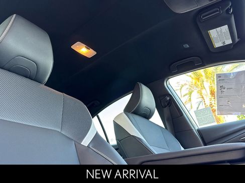 Used 2025 Toyota Camry SE FWD image 17