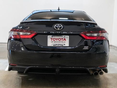 Used 2023 Toyota Camry SE image 8
