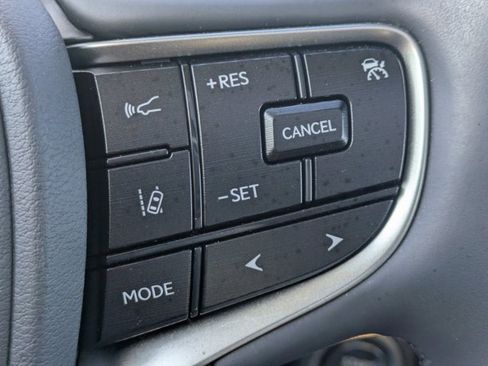 Used 2024 Lexus ES 350 w/ Premium Package image 21