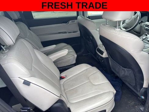 Used 2024 Hyundai Palisade Calligraphy image 7