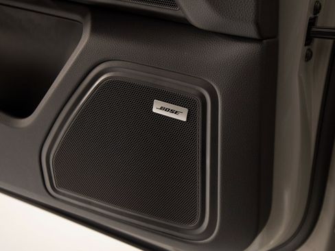 New 2026 Porsche Macan GTS image 15