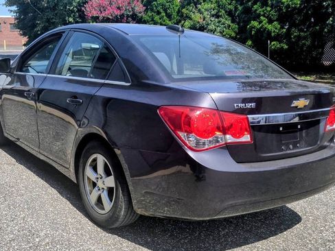 Used 2016 Chevrolet Cruze LT FWD image 7
