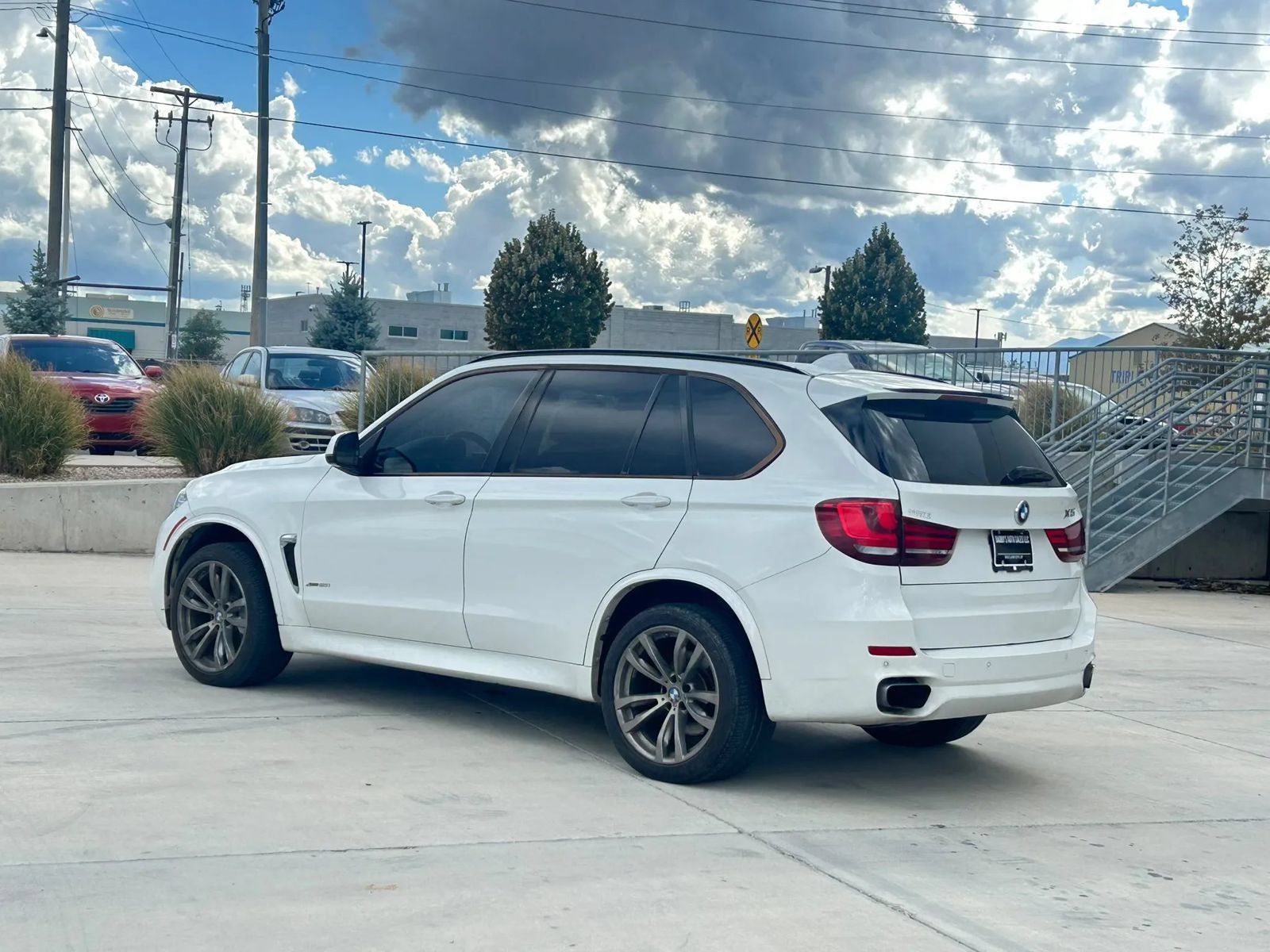 Used 2016 BMW X5 xDrive50i AWD/4WD image 3