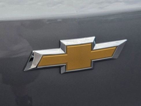 Used 2025 Chevrolet TrailBlazer LT AWD/4WD image 17