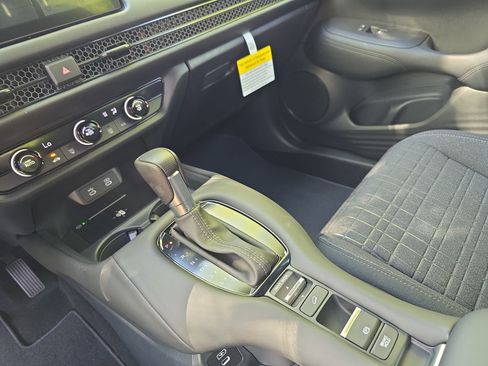 New 2026 Honda HR-V LX image 23