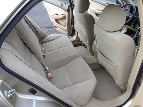 Used 2007 Honda Accord VP image 11