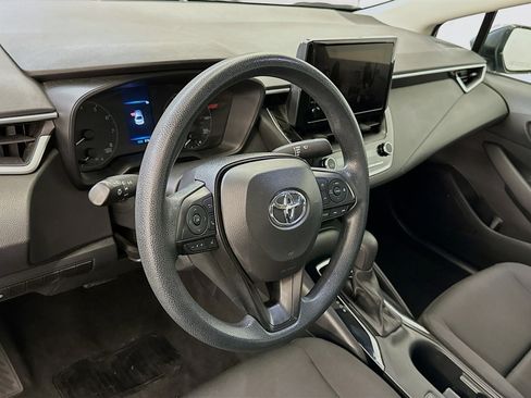Used 2024 Toyota Corolla LE image 18
