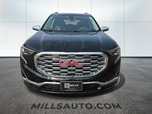 Used 2018 GMC Terrain Denali w/ Advanced Safety Package AWD/4WD image 3