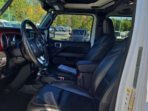 Used 2018 Jeep Wrangler Unlimited Rubicon AWD/4WD image 15