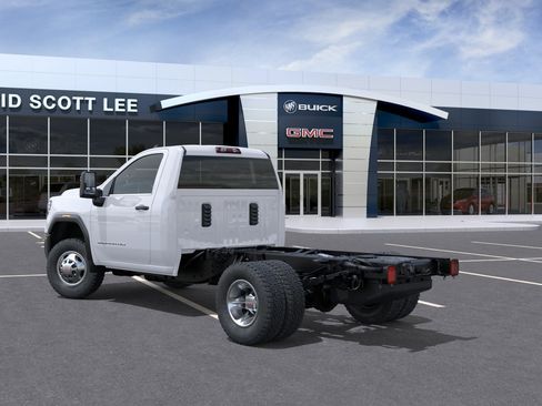 New 2026 GMC Sierra 3500 Pro w/ Convenience Package RWD image 3