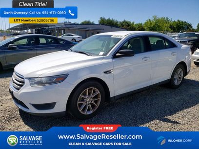 Used 2013 Ford Taurus SE