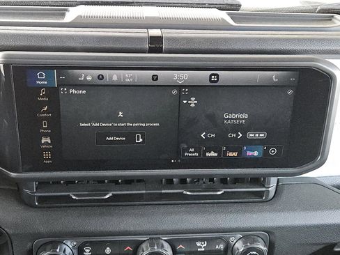 New 2025 Jeep Gladiator Sport AWD/4WD image 11