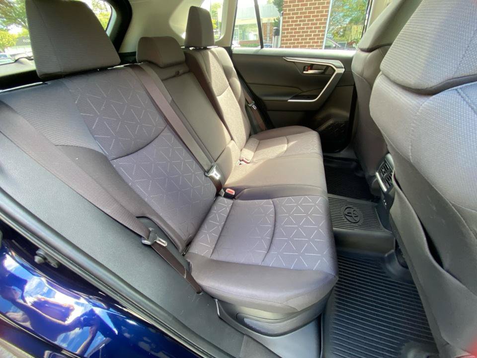 Used 2025 Toyota RAV4 XLE w/ Convenience Package AWD/4WD image 31
