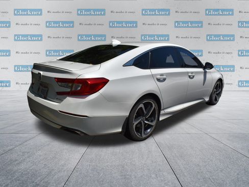 Used 2018 Honda Accord Sport image 12