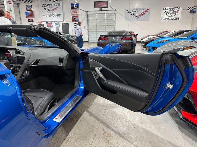 Used 2014 Chevrolet Corvette Stingray Convertible w/ 2LT Preferred Equipment Group RWD image 12