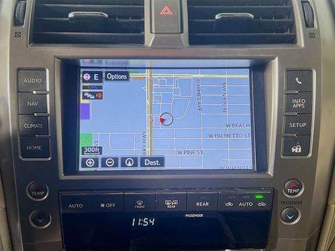 Used 2018 Lexus GX 460 Premium w/ Premium Package image 21