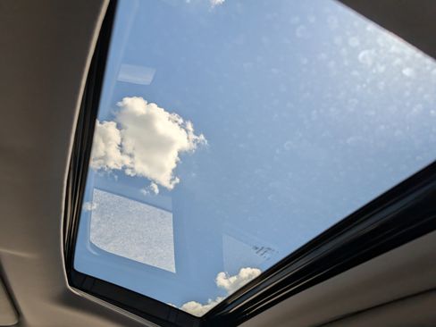 Used 2022 Honda Pilot Touring image 25