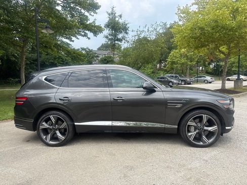 Used 2025 Genesis GV80 3.5T Prestige AWD/4WD image 11