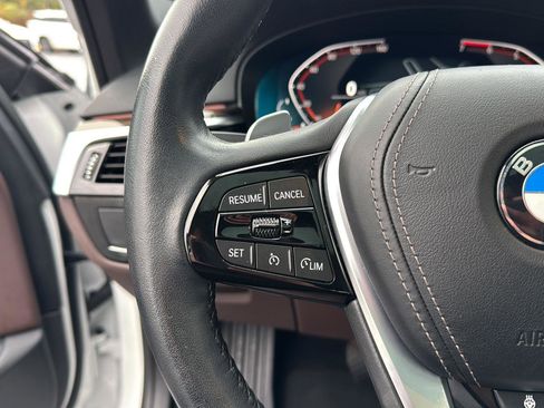 Used 2022 BMW 530i w/ Executive Package image 18