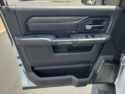 Used 2026 RAM 3500 Limited AWD/4WD image 14