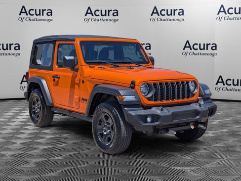 Used 2025 Jeep Wrangler Sport AWD/4WD image 1