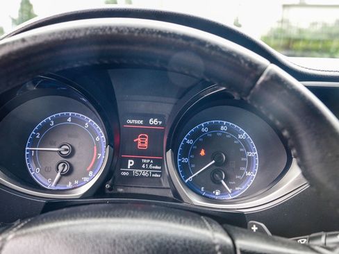 Used 2015 Toyota Corolla S image 28