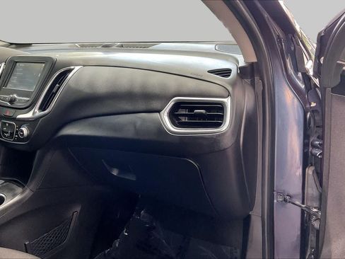 Used 2018 Chevrolet Equinox LT FWD image 19