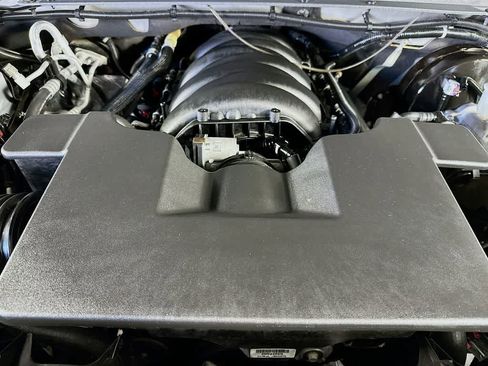 Used 2019 GMC Yukon Denali w/ Open Road Package image 9