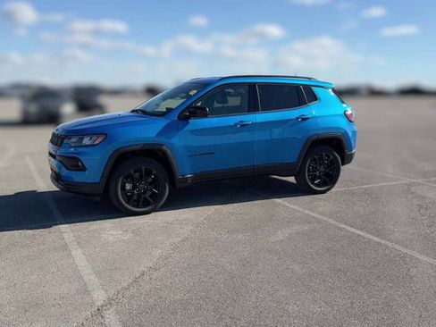 New 2026 Jeep Compass Latitude image 5