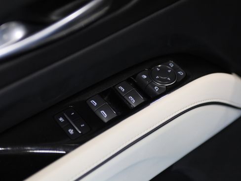 Used 2022 Cadillac Escalade Sport w/ Touring Package AWD/4WD image 11