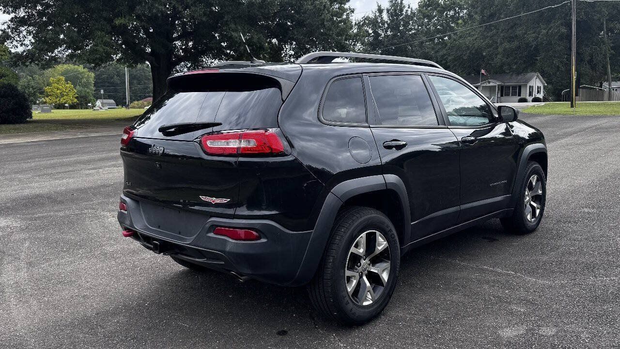Used 2014 Jeep Cherokee Trailhawk w/ Comfort/Convenience Group AWD/4WD image 8
