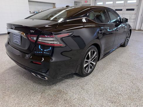 Used 2019 Nissan Maxima 3.5 SV w/ Floor Mat Group FWD image 5