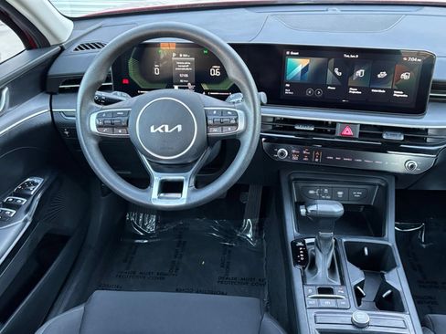 Used 2025 Kia K5 LXS FWD image 33