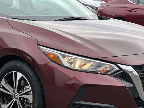 Certified 2022 Nissan Sentra SV image 8